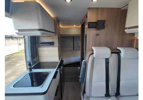 Camper Van DREAMER D43UP en Catalog