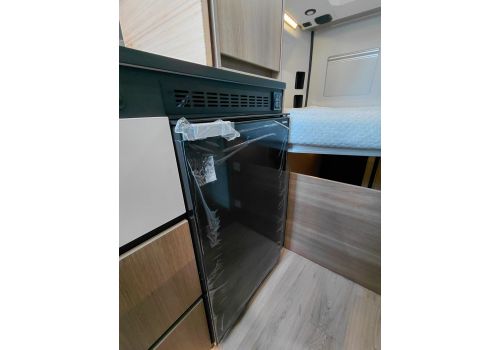 Camper Van DREAMER D43UP en Catalog