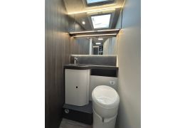 Low Profile Motorhome MOBILVETTA KEA P90 in Catalog