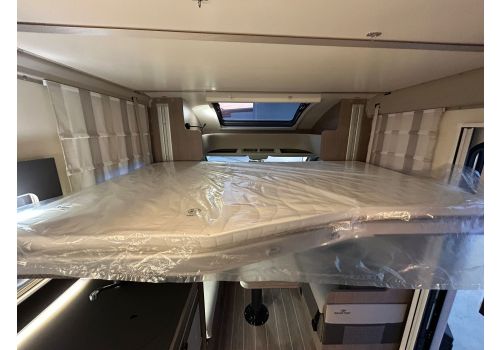 Low Profile Motorhome ROLLER TEAM Zefiro 267 TL en Sale Occasion