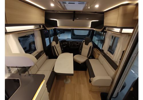 Integral Motorhome ITINEO MC740 Advance Edition en Catalog
