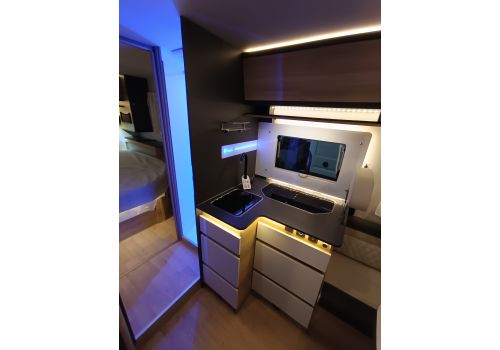 Integral Motorhome ITINEO MC740 Advance Edition en Catalog