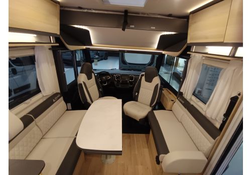 Integral Motorhome ITINEO MC740 Advance Edition en Catalog