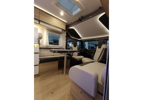 Integral Motorhome ITINEO MC740 Advance Edition en Catalog