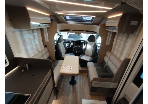 Low Profile Motorhome ROLLER TEAM Zefiro 267 TL en Catalog