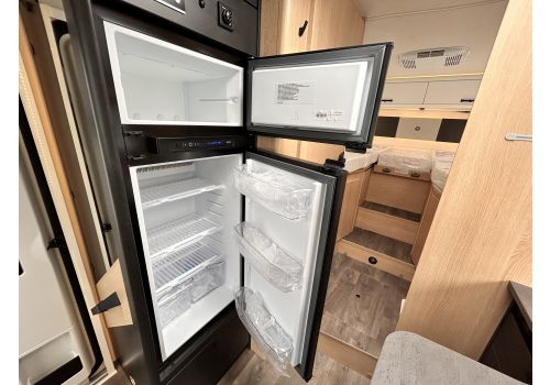 Low Profile Motorhome SUNLIGHT Sunlight T68 en Rent