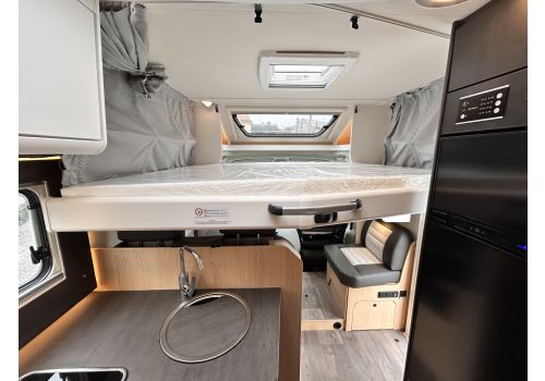 Low Profile Motorhome SUNLIGHT Sunlight T68 en Rent