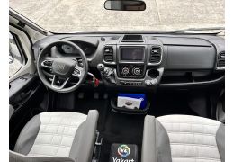 Low Profile Motorhome SUNLIGHT Sunlight T68 en Rent
