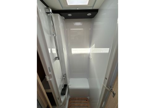 Low Profile Motorhome SUNLIGHT T66S en Sale Occasion