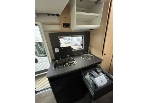 Low Profile Motorhome SUNLIGHT T58 Adventure Edition en Sale Occasion