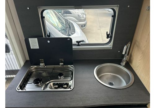 Low Profile Motorhome SUNLIGHT T58 Adventure Edition en Sale Occasion