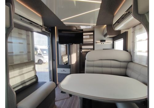 Low Profile Motorhome ROLLER TEAM Zefiro 285 TL en Sale Occasion