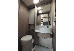Low Profile Motorhome ROLLER TEAM Zefiro 285 TL in Sale Occasion