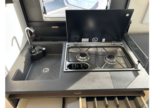Integral Motorhome MOBILVETTA KEA I 86 en Sale Occasion