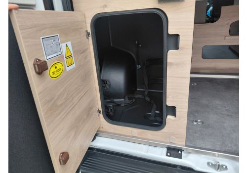 Camper Van DETHLEFFS Globetrail 600 DS en Catalog