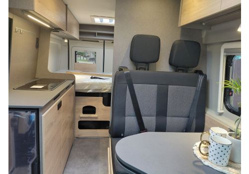 Camper Van DETHLEFFS Globetrail 600 DS en Catalog