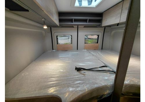 Camper Van DETHLEFFS Globetrail 600 DS en Catalog