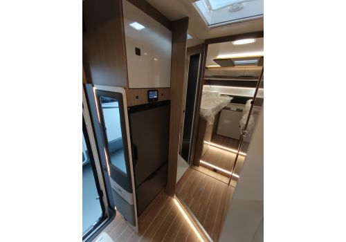 Low Profile Motorhome ROLLER TEAM Zefiro 287 TL en Catalog