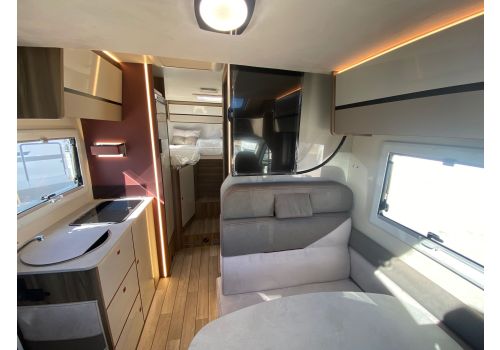 Low Profile Motorhome ROLLER TEAM Kronos 281 TL FIT en Rent