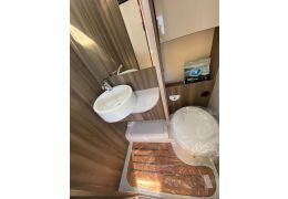 Low Profile Motorhome ROLLER TEAM Kronos 281 TL FIT en Rent