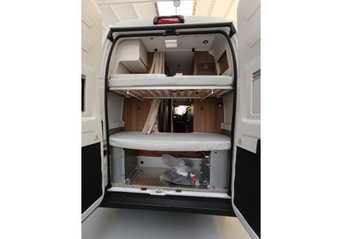 Camper Van DREAMER Family Van Select en Catalog