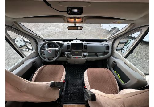 Low Profile Motorhome MC LOUIS Tandy 650 en Sale Occasion