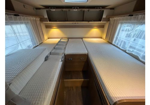 Low Profile Motorhome CARADO T 447 en Sale Occasion