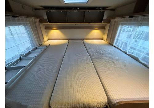 Low Profile Motorhome CARADO T 447 en Sale Occasion