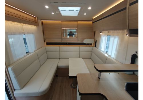 Integral Motorhome RAPIDO 854F en Catalog