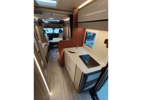 Low Profile Motorhome ROLLER TEAM Kronos 274TL SELEKT en Catalog