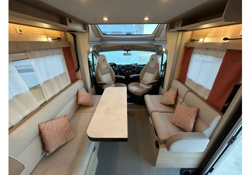 Low Profile Motorhome RAPIDO 606F en Sale Occasion