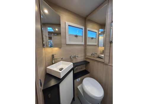 Low Profile Motorhome RAPIDO 606F en Sale Occasion