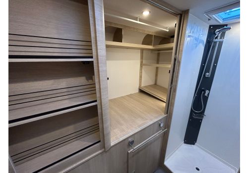 Low Profile Motorhome RAPIDO 606F en Sale Occasion