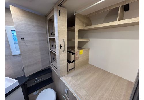Low Profile Motorhome RAPIDO 606F en Sale Occasion