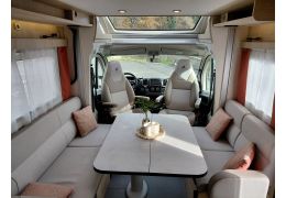 Low Profile Motorhome RAPIDO 606F in Sale Occasion