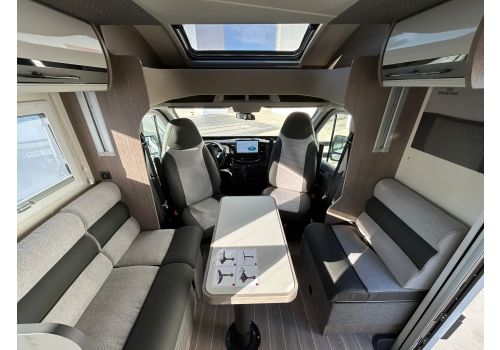 Low Profile Motorhome ROLLER TEAM Zefiro 266 TL en Catalog