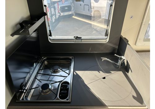 Low Profile Motorhome ROLLER TEAM Zefiro 266 TL en Catalog