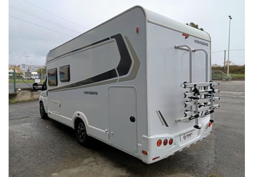 Low Profile Motorhome WEINSBERG Carasuite 700 ME en Sale Occasion