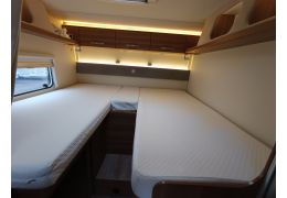 Low Profile Motorhome WEINSBERG Carasuite 700 ME in Sale Occasion
