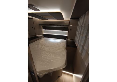 Low Profile Motorhome ROLLER TEAM Zefiro 266 TL en Sale Occasion
