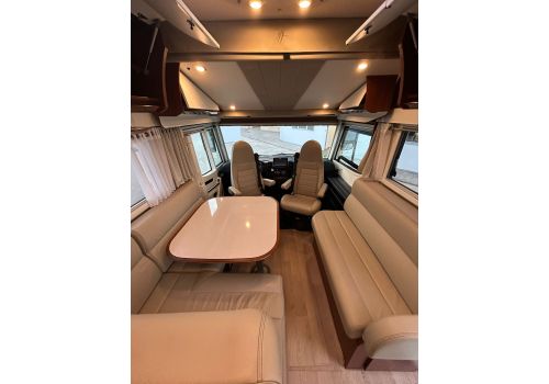 Integral Motorhome RAPIDO Distinction I 1090 en Sale Occasion