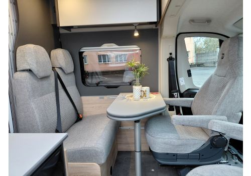 Camper Van DETHLEFFS Globetrail 540 DR en Catalog