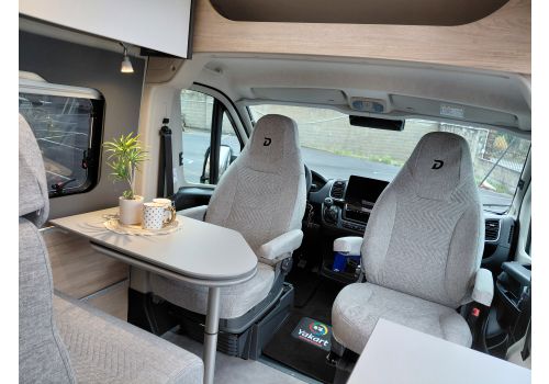 Camper Van DETHLEFFS Globetrail 540 DR en Catalog