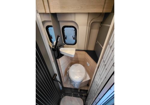 Camper Van DETHLEFFS Globetrail 540 DR en Catalog