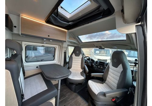 Camper Van SUNLIGHT Cliff 600-X RT en Catalog