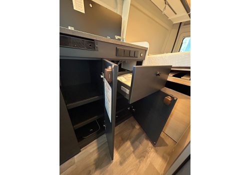 Camper Van SUNLIGHT Cliff 600-X RT en Catalog
