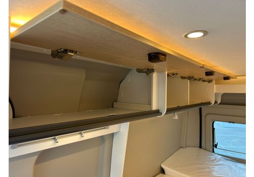 Camper Van SUNLIGHT Cliff 600-X RT en Catalog