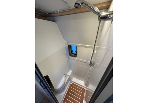 Camper Van SUNLIGHT Cliff 600-X RT en Catalog