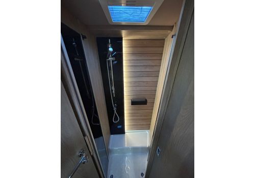 Integral Motorhome MOBILVETTA Kea I 90 en Sale Occasion