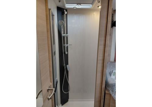 Low Profile Motorhome RAPIDO 666F ALDE en Sale Occasion
